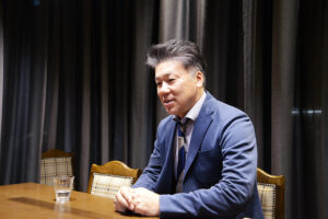 【飲食店「博多竹乃屋」など60店舗以上展開】32名の特定技能ミャンマー人材の採用で深刻な人手不足を解決。安定した店舗運営が可能になり、新たな事業展開への道が開かれた。